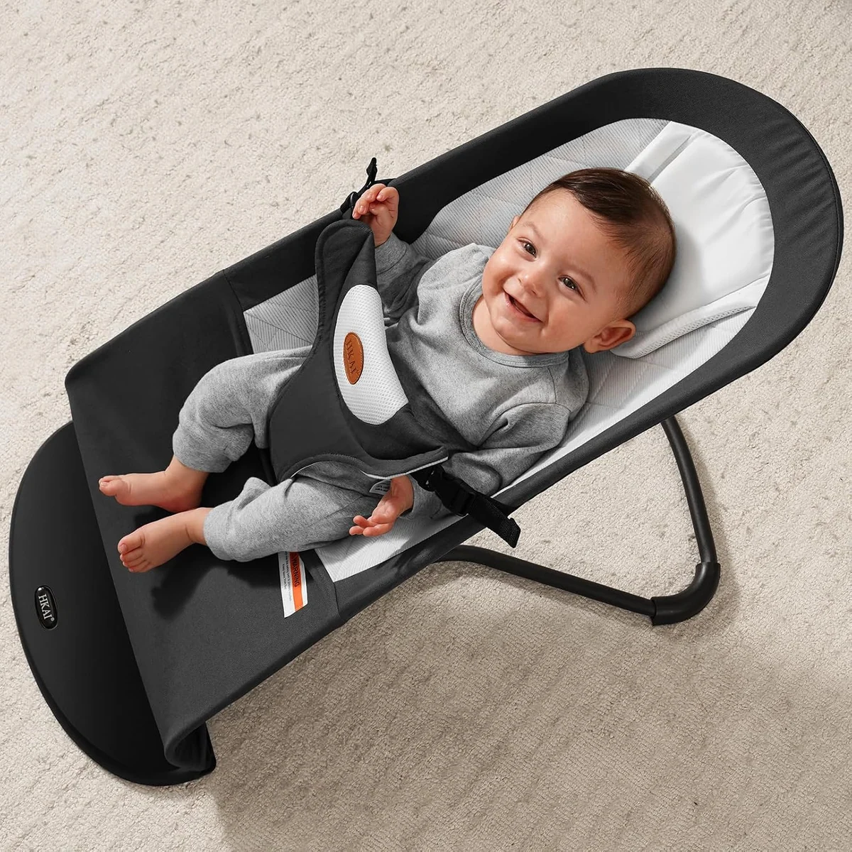 Bouncer Seat by HKAI